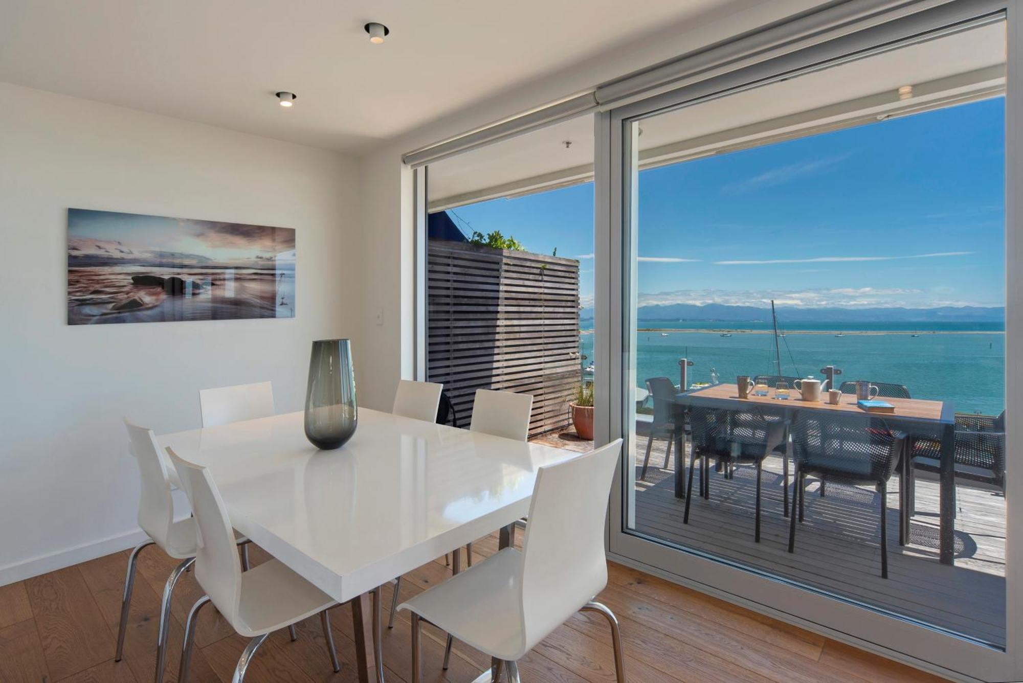 Penthouse 37 - Nelson Waterfront Apartment מראה חיצוני תמונה