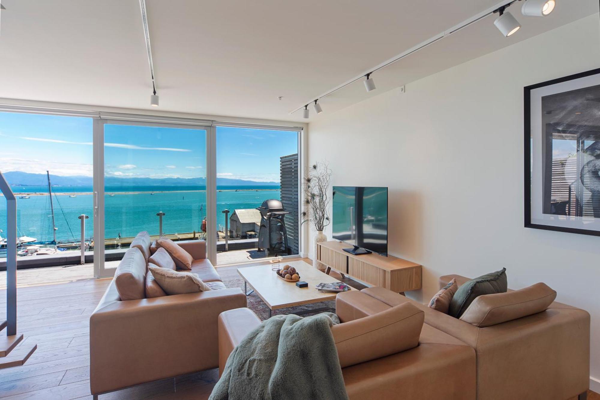 Penthouse 37 - Nelson Waterfront Apartment מראה חיצוני תמונה